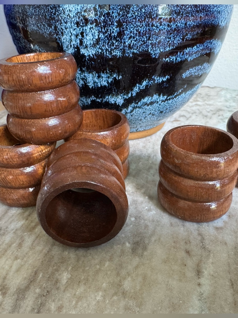 Set of 6 Vintage Wooden Ribbed Napkin Rings - Warm Brown